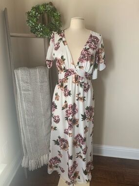 White maxi dress with flowers